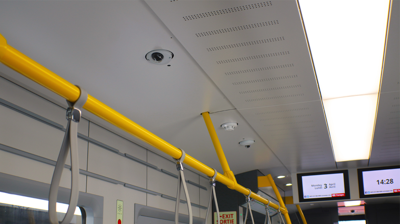 Image de l'intérieur du nouveau train FLIRT montrant les sièges